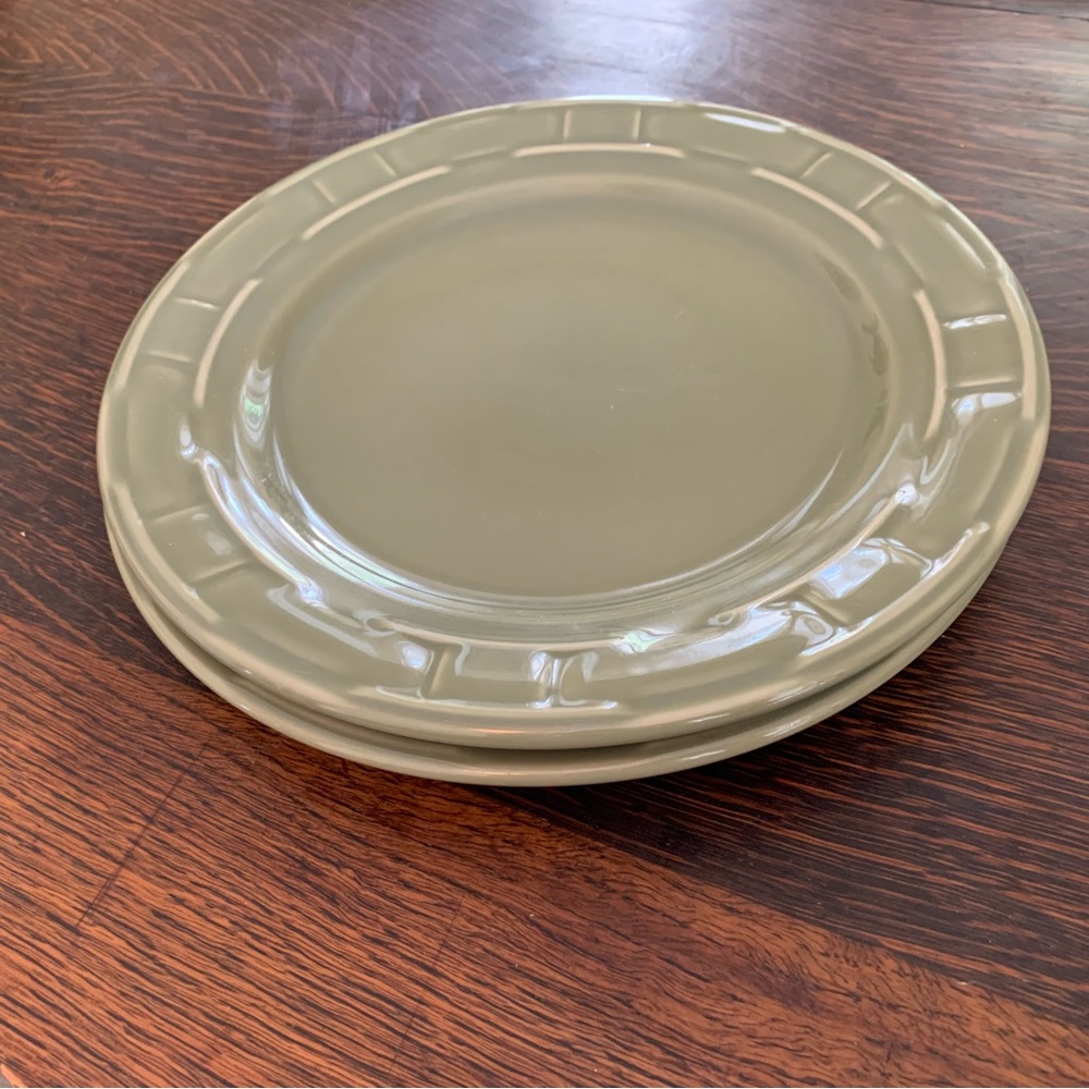 Longaberger Pottery Woven Traditions Sage Green Dinner Plates (2) 10 “
